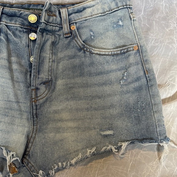 Wild Fable Light Blue Distressed Jean Shorts - Picture 4 of 4